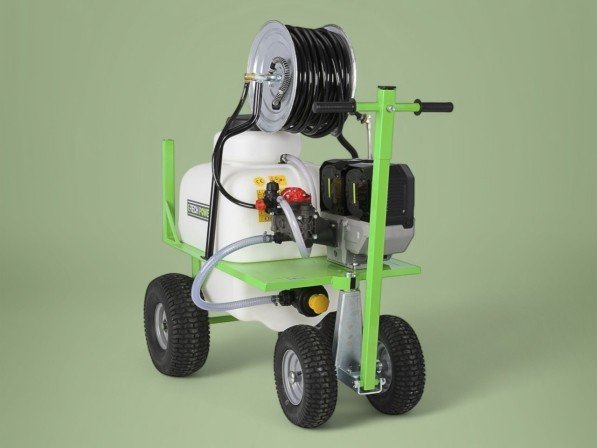 Sproeier op 4 wielen met EGO Power+ 56V accu motor - inhoud 120 liter - pomp 25 l/min - 25 bar