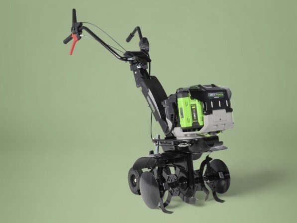 Tuinfrees met EGO Power+ 56V accu motor in actie