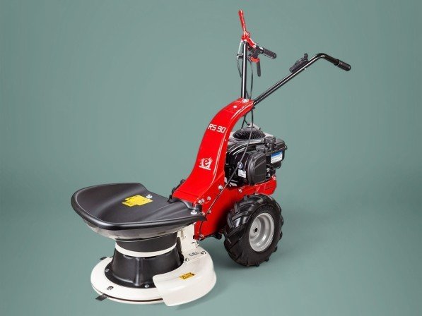 Maaier met roterende zeis RS90 met motor B&S 575 Exi OHV