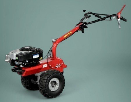 Multi-functionele machine P70 EVO met B&S 950 PXi OHV motor - 3 (2) versnellingen vooruit + 2 (1) achteruit