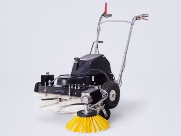 Veegmachine 70/110 cm - batterij 24 Volt - 28 AH - 1 versnelling vooruit - borstel ø 25 cm - zijborstel links